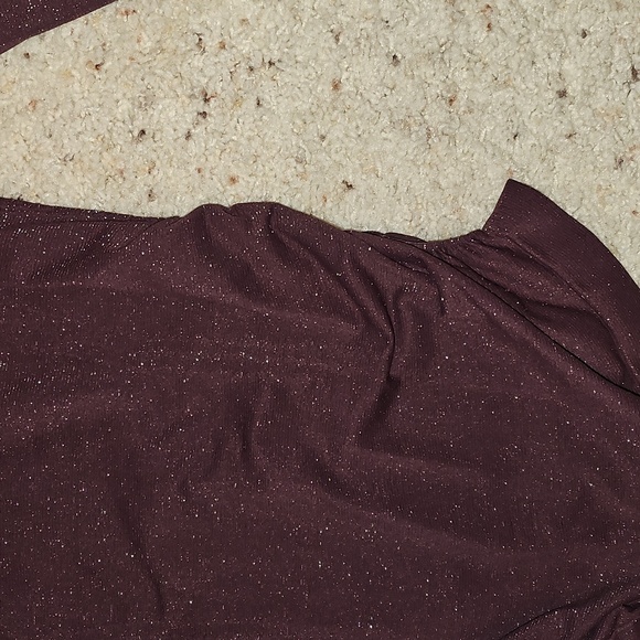 💜Athleta Speedlight Glow Top - Antique Burgundy Sparkle - Womens XS - Picture 8 of 10